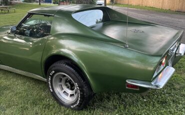 Chevrolet-Corvette-1972-Coupe-24