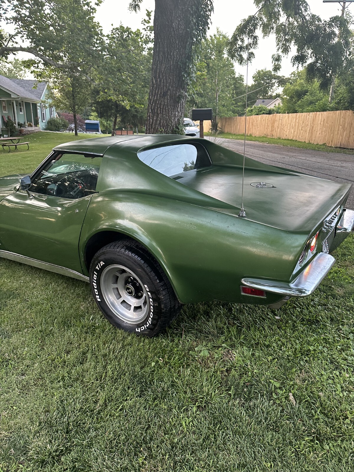 Chevrolet-Corvette-1972-Coupe-24