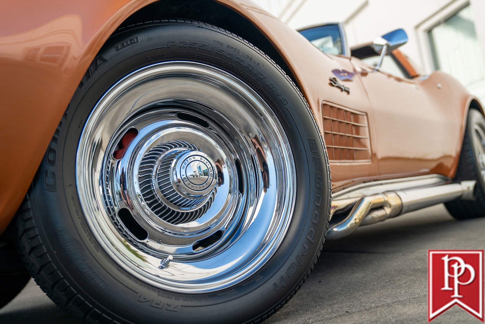 Chevrolet-Corvette-1972-Coupe-4
