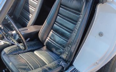 Chevrolet-Corvette-1972-Coupe-7