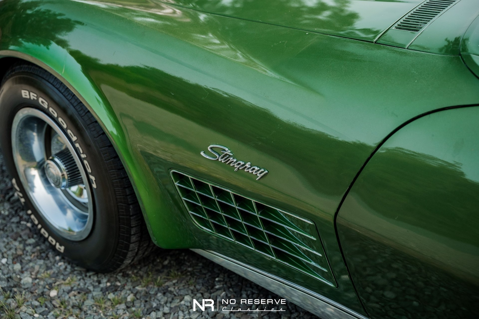 Chevrolet-Corvette-1972-Other-19
