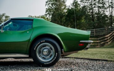 Chevrolet-Corvette-1972-Other-23