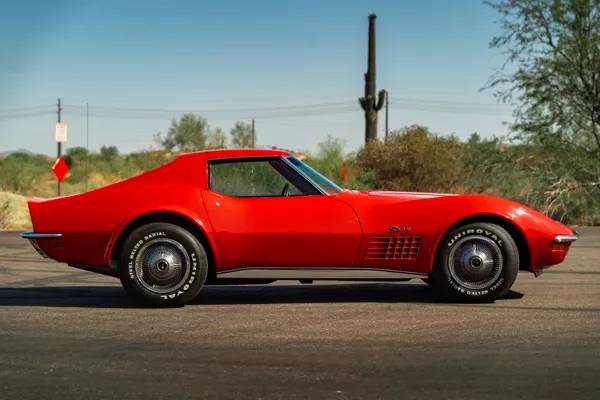 Chevrolet-Corvette-1972-red-3