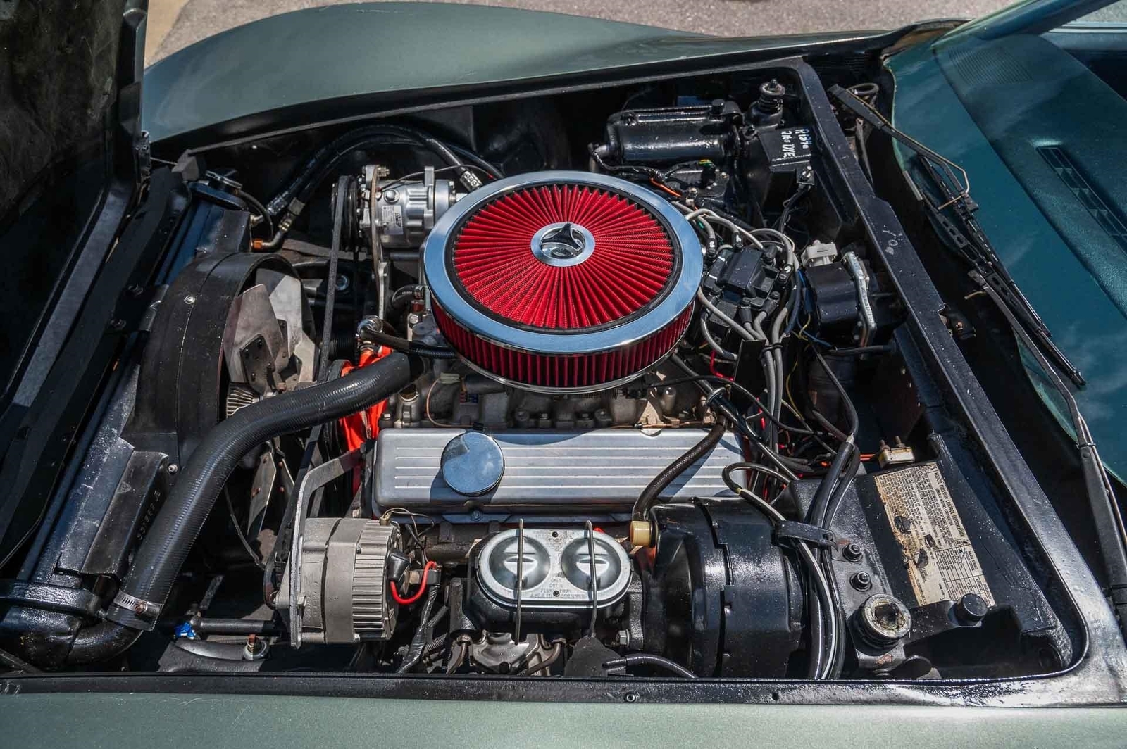 Chevrolet-Corvette-1973-2-Door-15