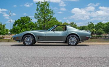 Chevrolet-Corvette-1973-2-Door-19