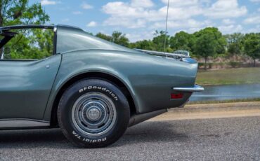 Chevrolet-Corvette-1973-2-Door-24