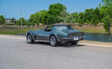 Chevrolet-Corvette-1973-2-Door-3