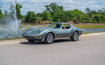 Chevrolet-Corvette-1973-2-Door-33