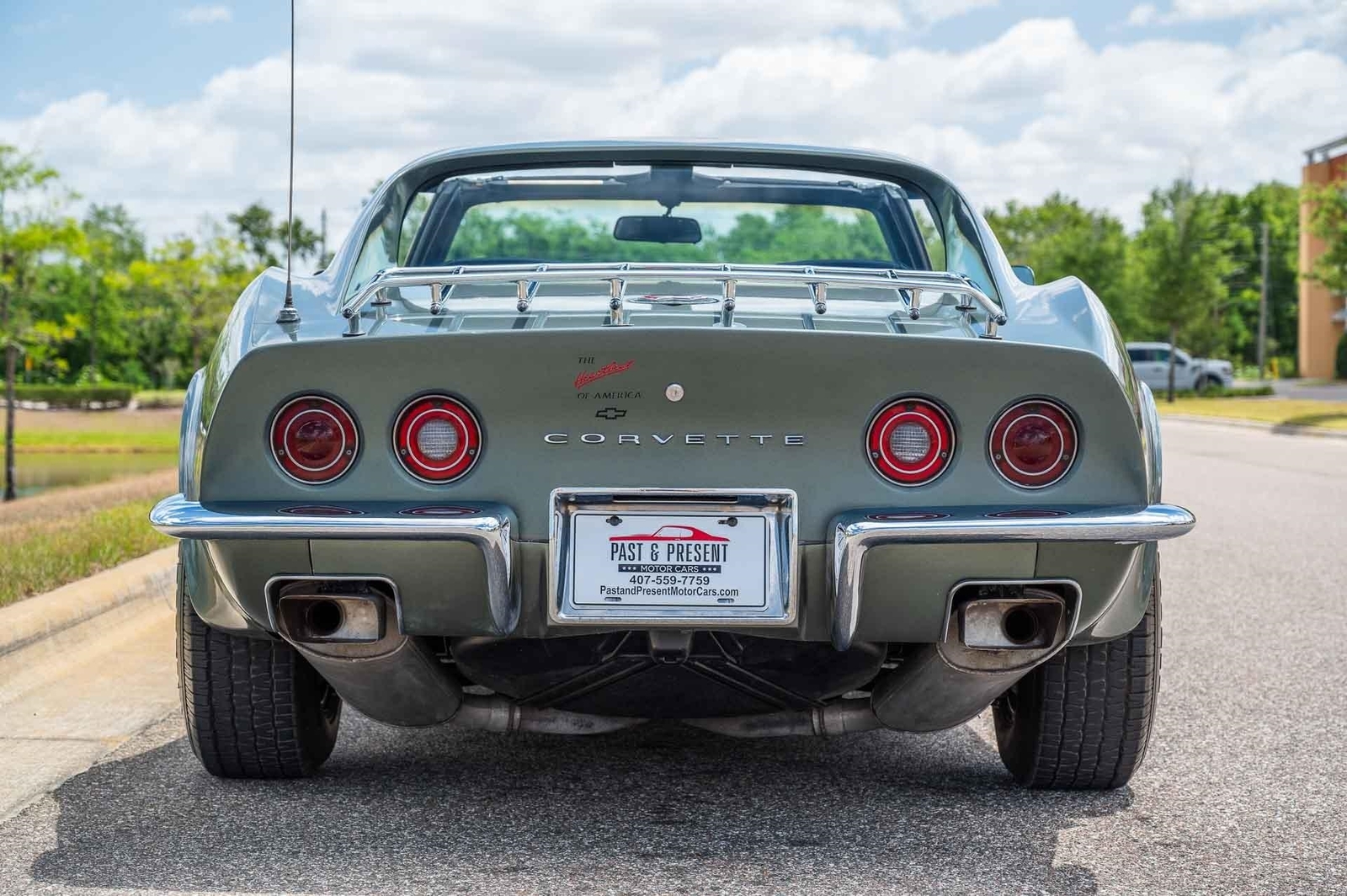 Chevrolet-Corvette-1973-2-Door-4