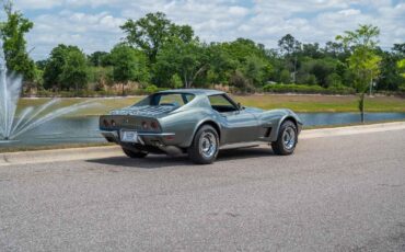 Chevrolet-Corvette-1973-2-Door-5