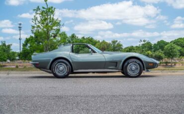 Chevrolet-Corvette-1973-2-Door-6