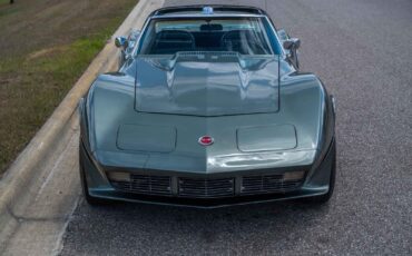 Chevrolet-Corvette-1973-2-Door-9