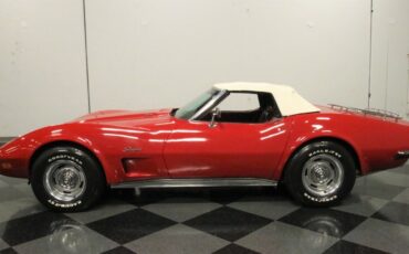Chevrolet-Corvette-1973-Convertible-2