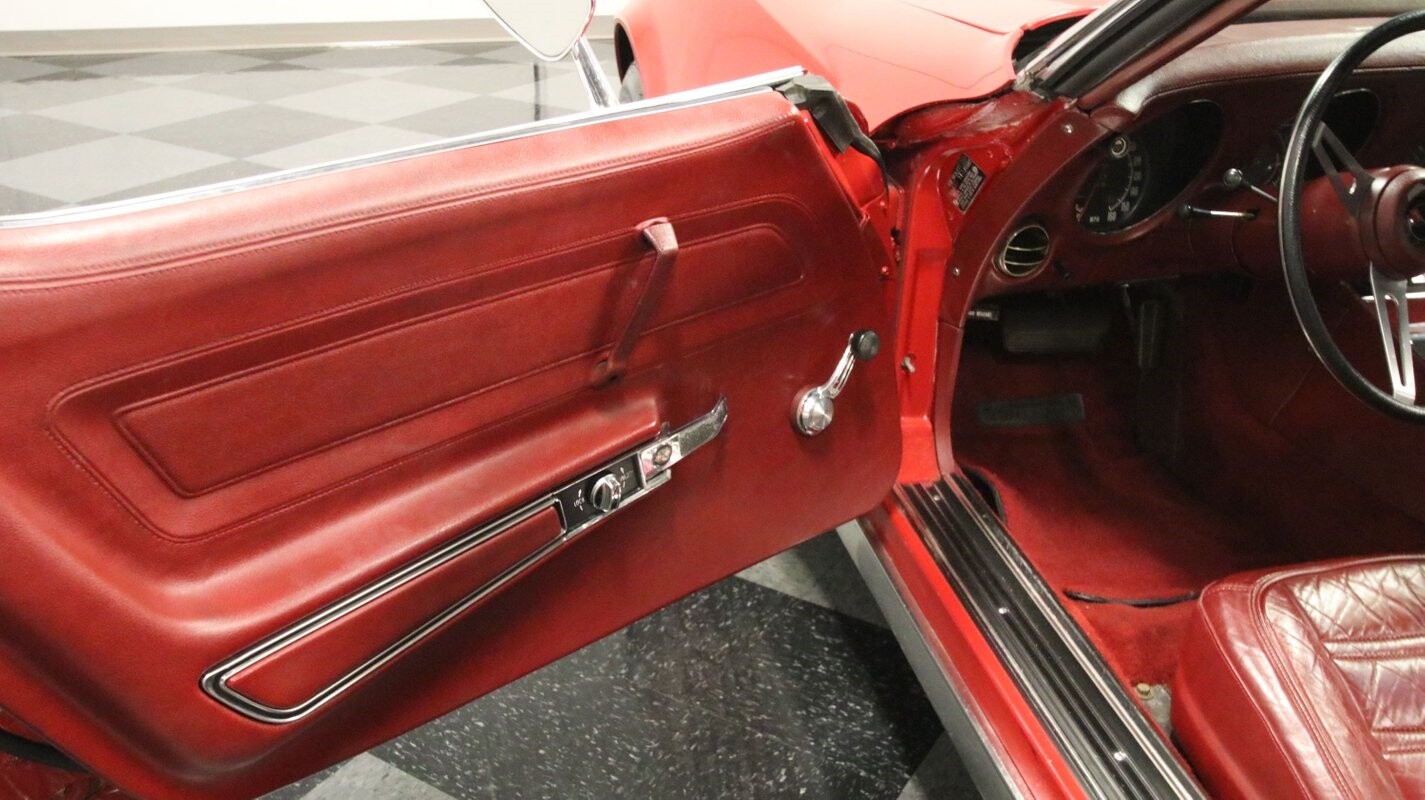 Chevrolet-Corvette-1973-Convertible-31