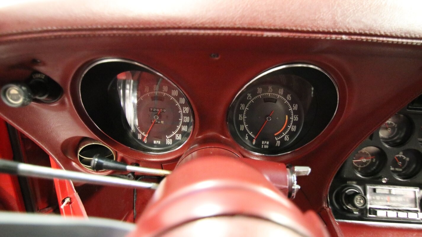 Chevrolet-Corvette-1973-Convertible-33