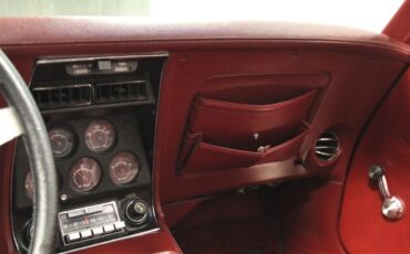 Chevrolet-Corvette-1973-Convertible-35