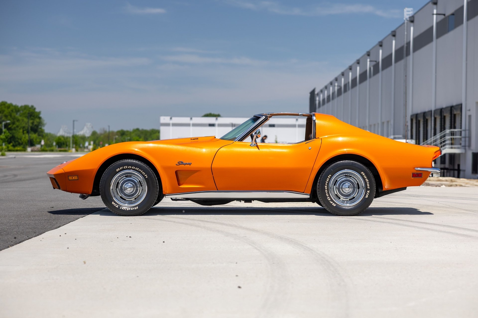 Chevrolet-Corvette-1973-Coupe-10