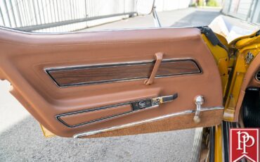 Chevrolet-Corvette-1973-Coupe-15