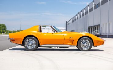 Chevrolet-Corvette-1973-Coupe-15