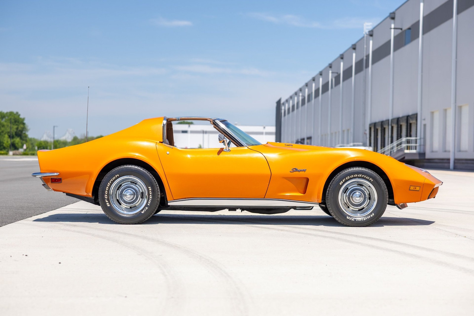 Chevrolet-Corvette-1973-Coupe-15