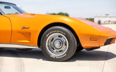 Chevrolet-Corvette-1973-Coupe-16