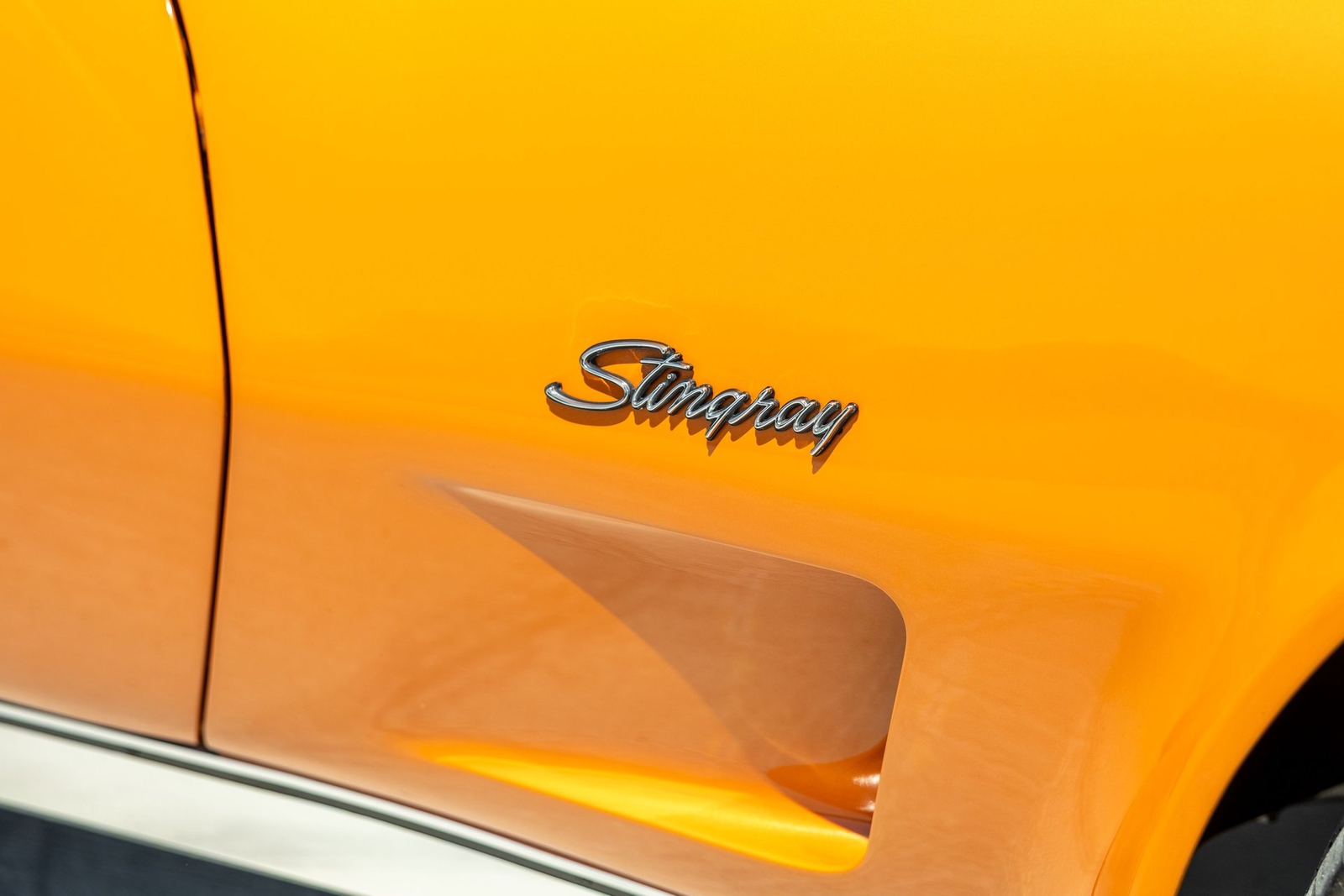 Chevrolet-Corvette-1973-Coupe-18