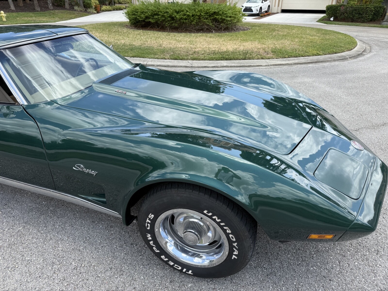 Chevrolet-Corvette-1973-Coupe-2