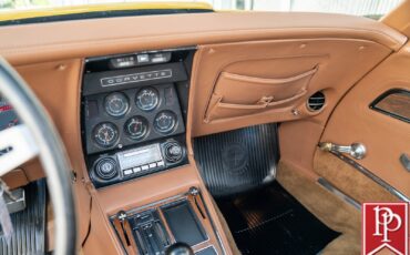 Chevrolet-Corvette-1973-Coupe-22