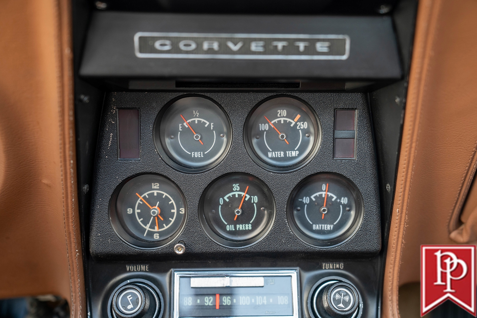 Chevrolet-Corvette-1973-Coupe-24