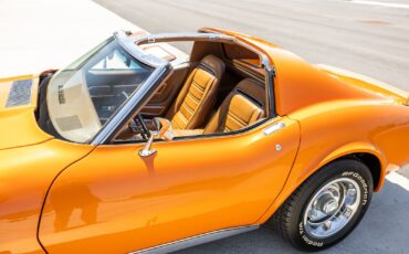 Chevrolet-Corvette-1973-Coupe-24