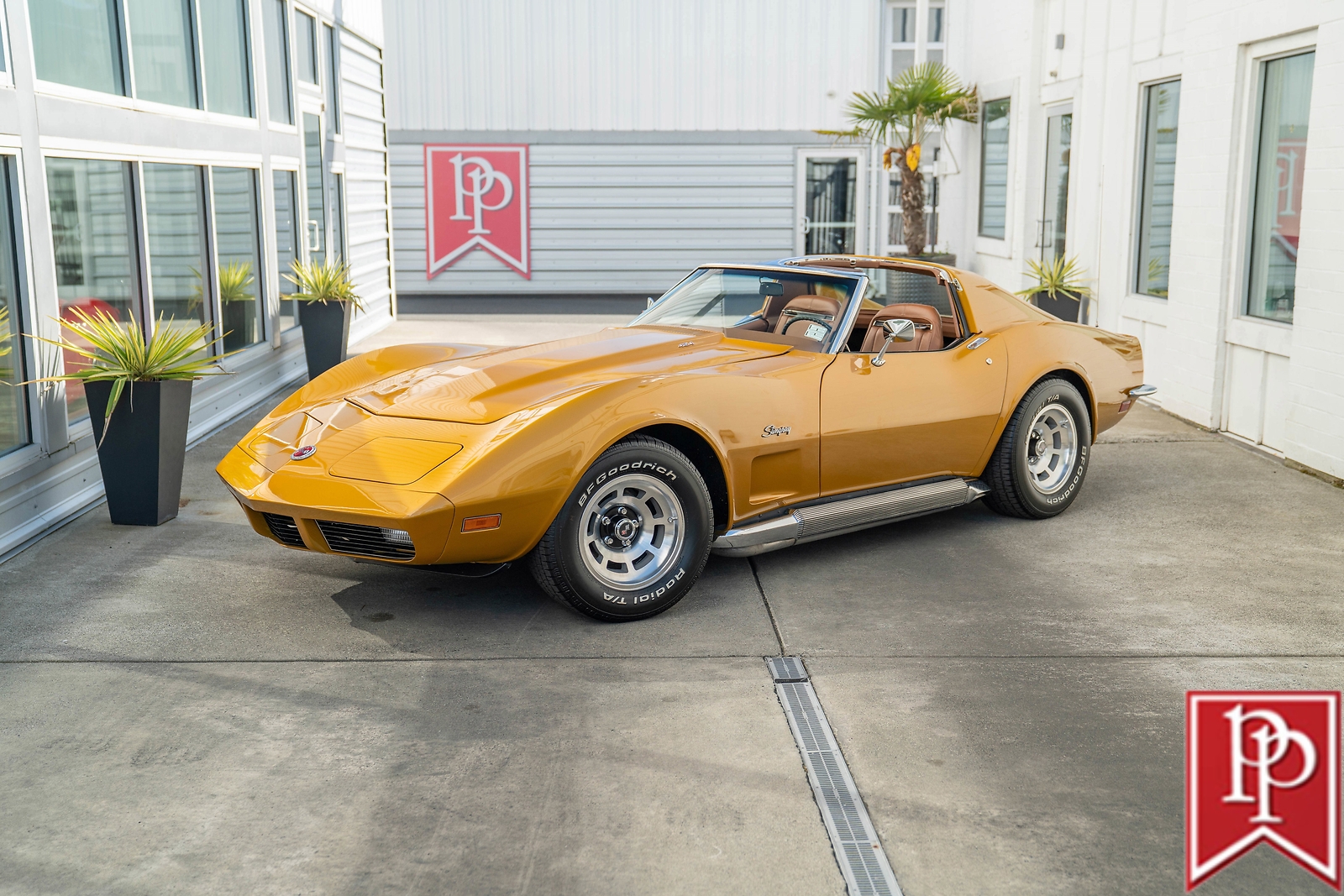 Chevrolet-Corvette-1973-Coupe