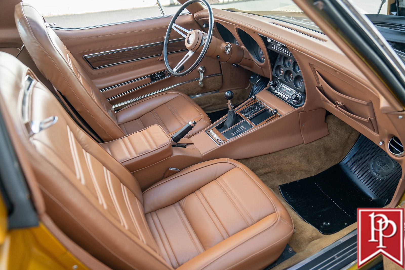 Chevrolet-Corvette-1973-Coupe-38