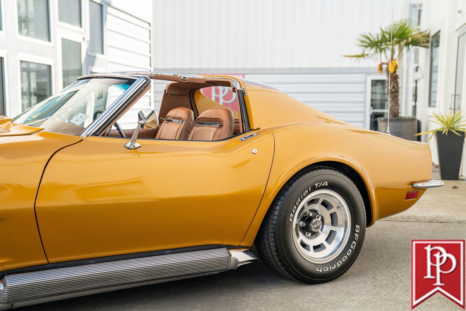Chevrolet-Corvette-1973-Coupe-7