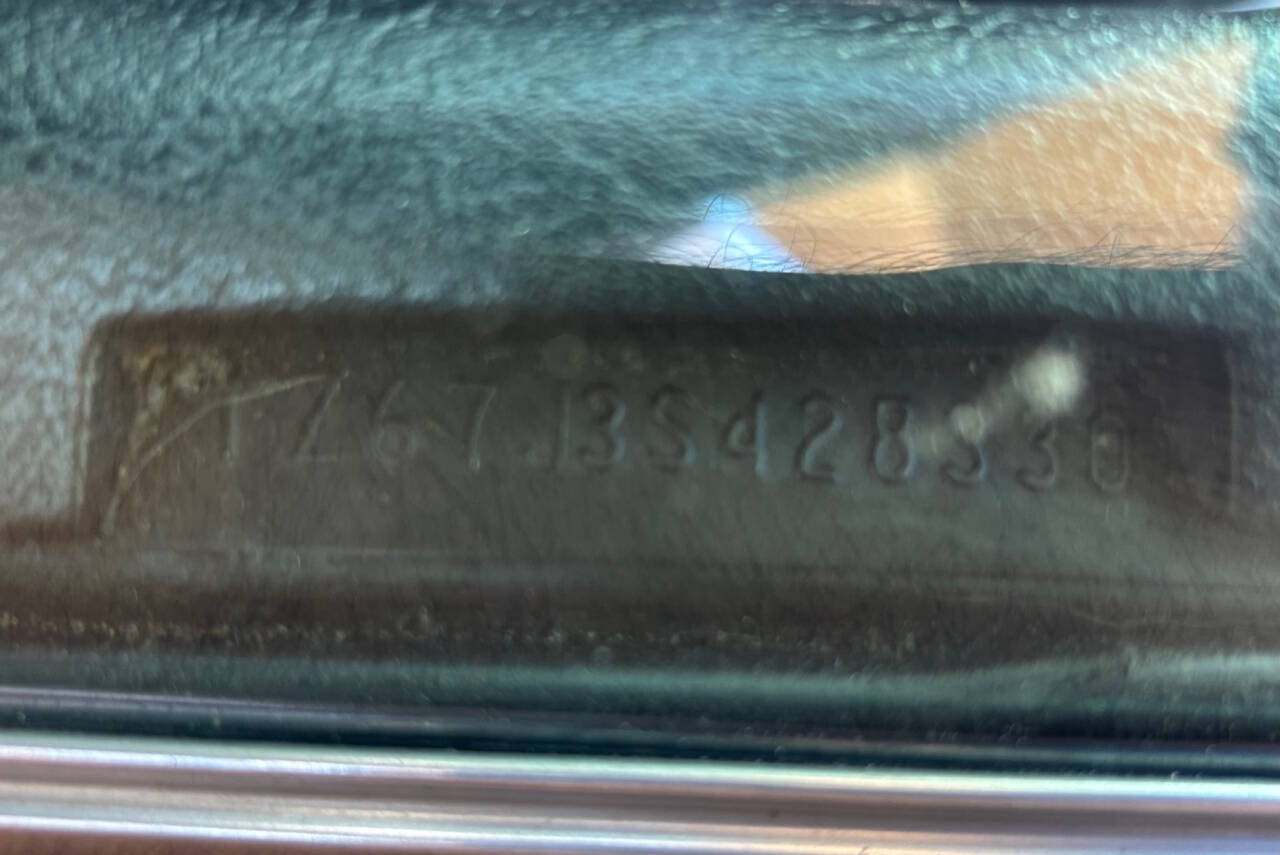 Chevrolet-Corvette-1973-Hatchback-22