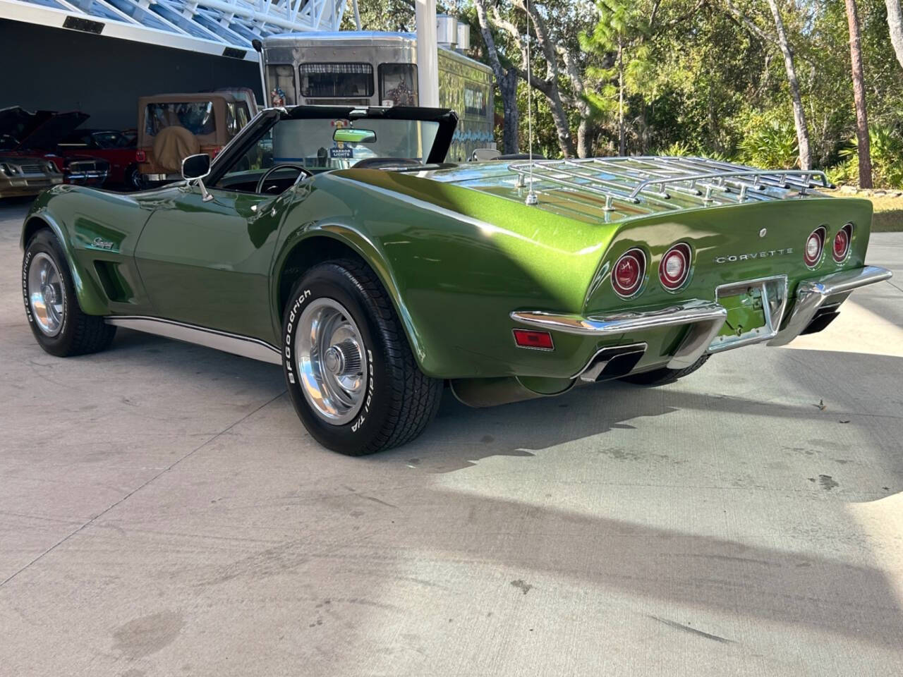 Chevrolet-Corvette-1973-Hatchback-6