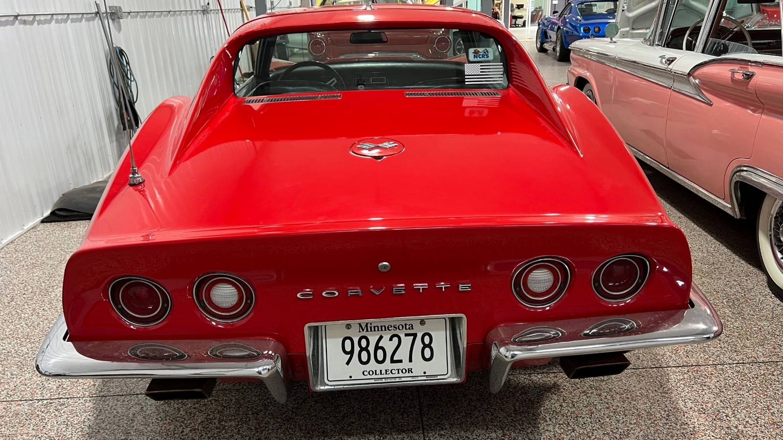 Chevrolet-Corvette-1973-T-Top-14