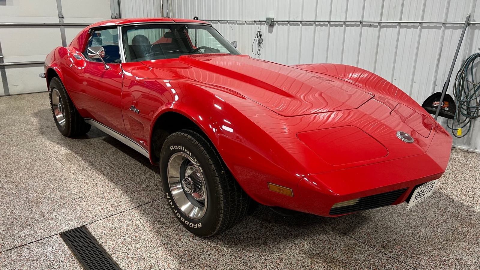Chevrolet-Corvette-1973-T-Top-6