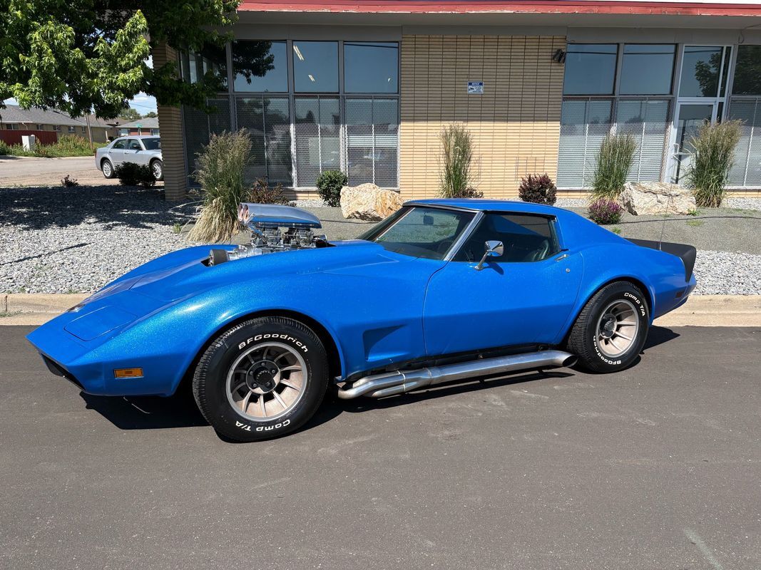 Chevrolet-Corvette-1974-20