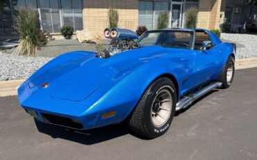 Chevrolet-Corvette-1974-29