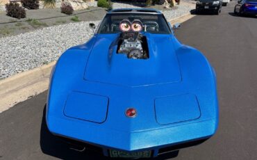 Chevrolet-Corvette-1974-6