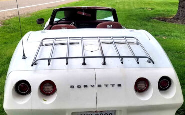 Chevrolet-Corvette-1974-Convertible-2