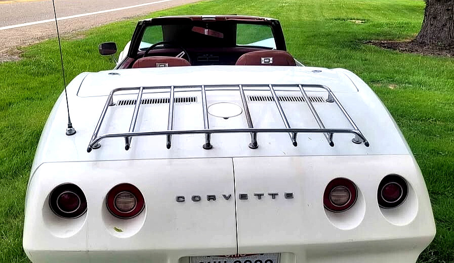 Chevrolet-Corvette-1974-Convertible-2