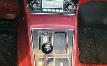 Chevrolet-Corvette-1974-Convertible-5
