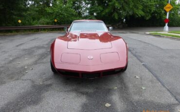 Chevrolet-Corvette-1974-Coupe-1