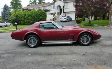 Chevrolet-Corvette-1974-Coupe-4