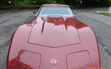 Chevrolet-Corvette-1974-Coupe-6
