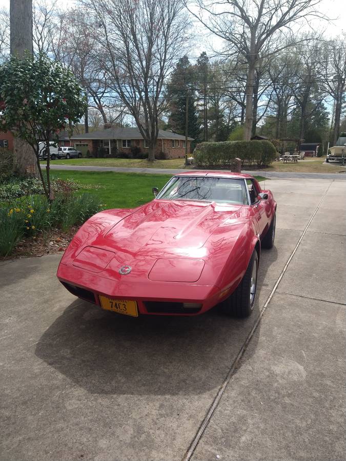 Chevrolet-Corvette-1974-red-1