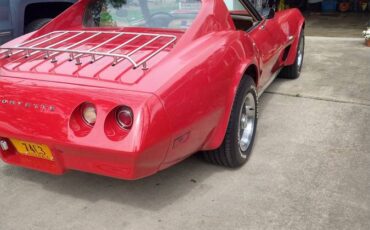 Chevrolet-Corvette-1974-red-12