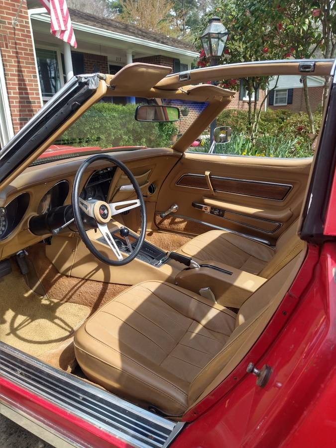 Chevrolet-Corvette-1974-red-13