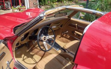 Chevrolet-Corvette-1974-red-14